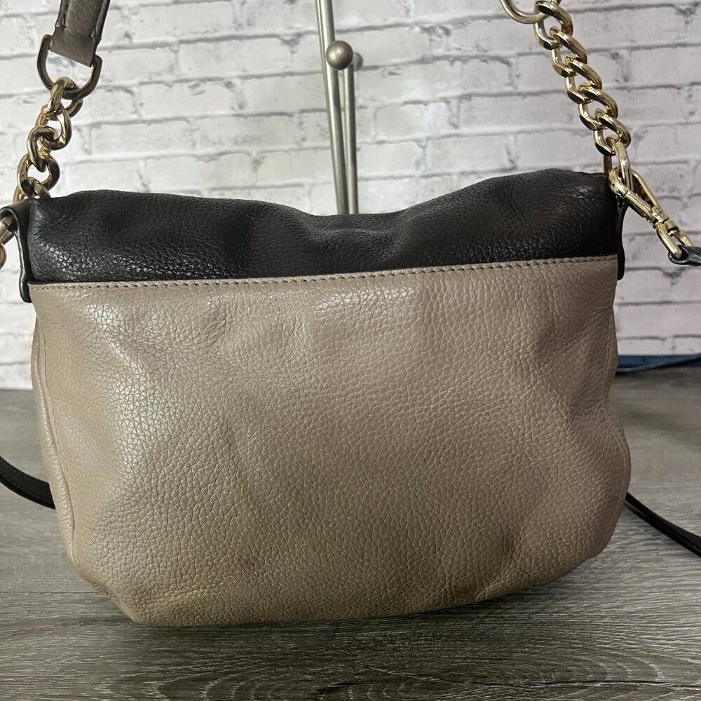 Michael Kors Fold Over Flap 2 Way Carry Messenger Crossbody - Picture 4 of 9